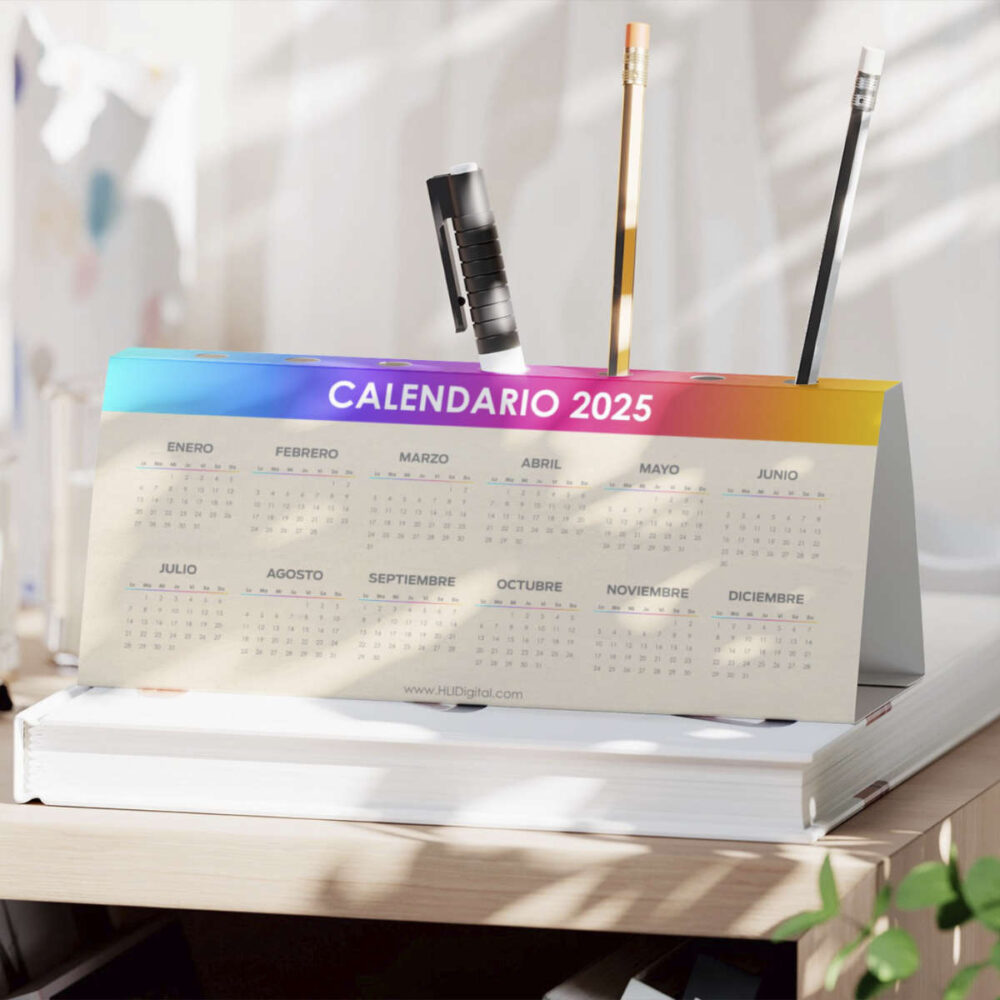 Imprimir calendario portalápices de mesa. Ideal para empresas que buscan destacar y sorprender a sus clientes.